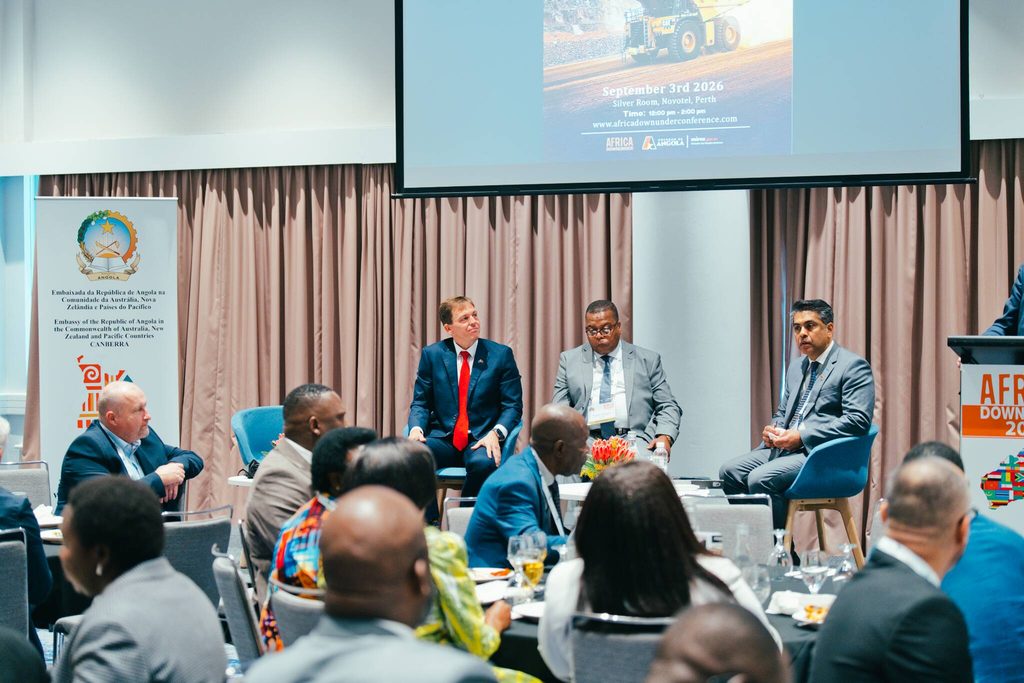 Inserido na participação de Angola, na 24° Edição da Conferência sobre o Sector Mineiro africano, Africa Down Under, que decorre entre os dias 2 e 4 do corrente mês de Setembro, na Cidade de Perth, Western Austrália, realizou-se esta Quinta-feira, 3 de Setembro,